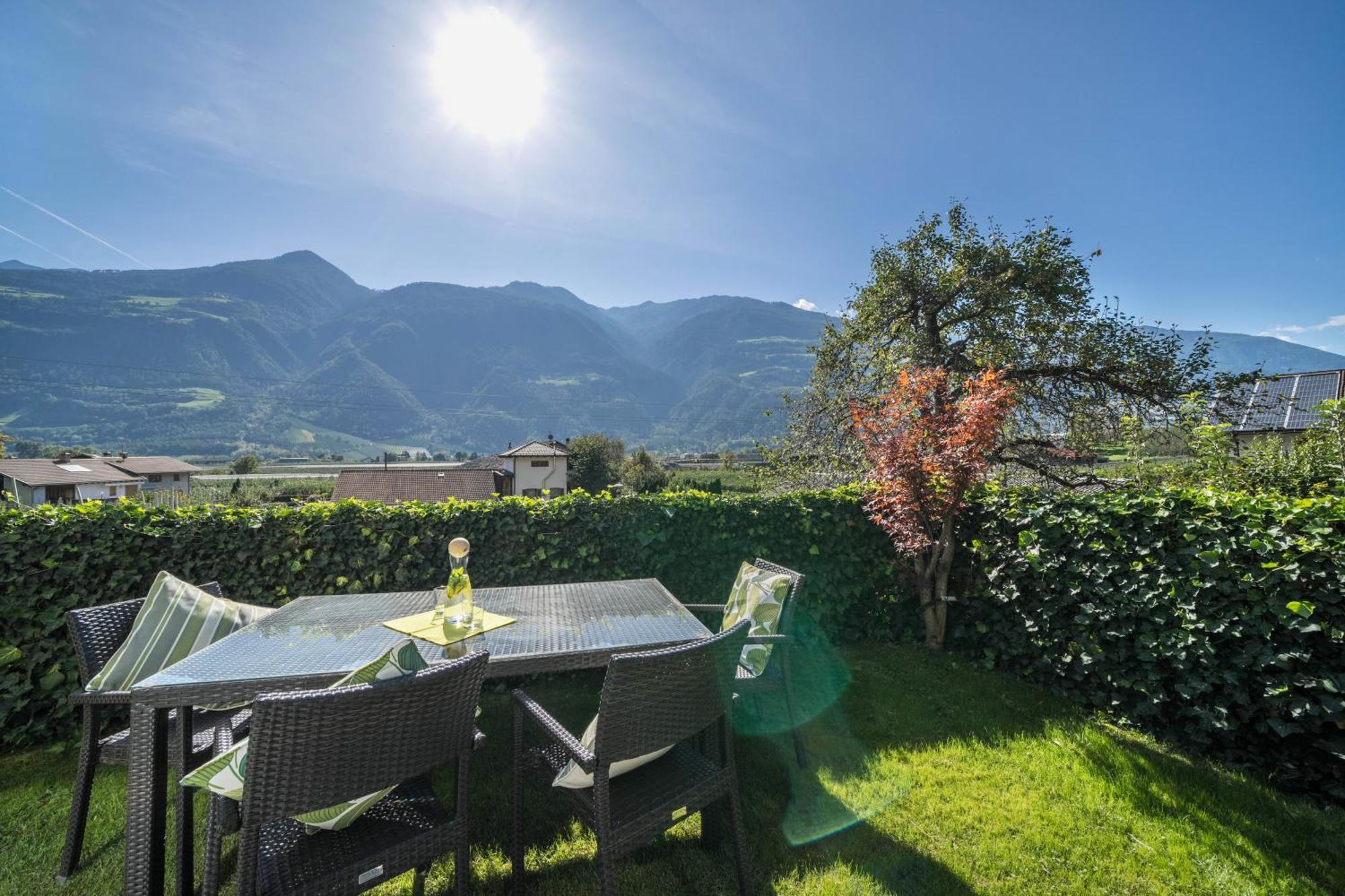 Weinreichhof Villa Castelbello Buitenkant foto