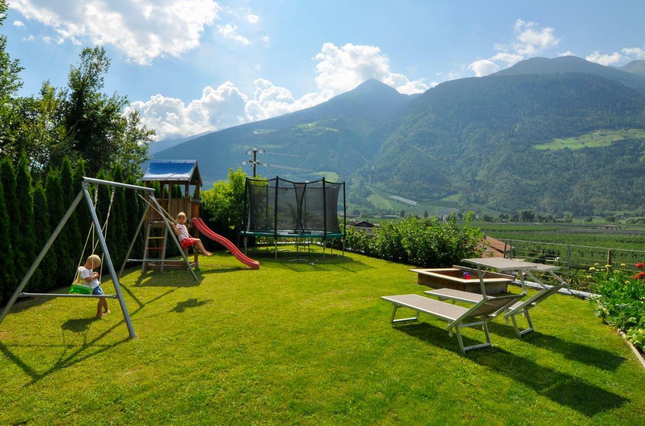 Weinreichhof Villa Castelbello Buitenkant foto